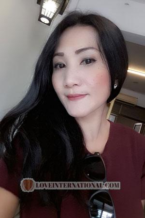 183504 - Thanyalak Age: 46 - Thailand