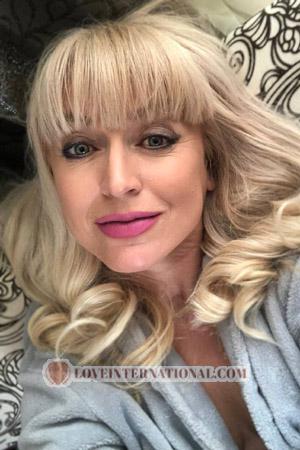 203292 - Oksana Age: 53 - Ukraine