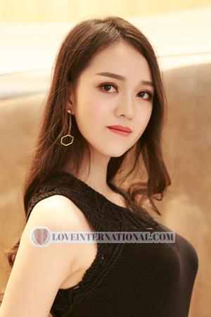 216174 - Clara Age: 27 - China