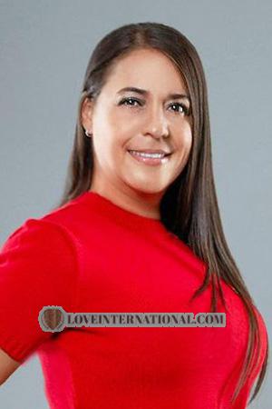 223588 - Yerlin Age: 49 - Costa Rica